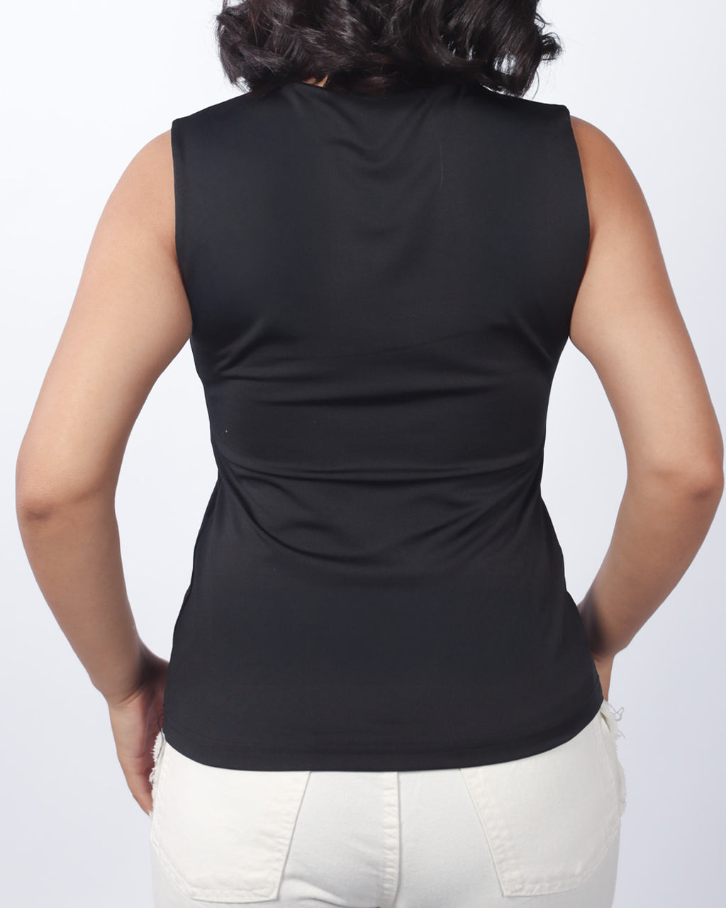 Straight Cut Sleeveless Tee – Soft Everyday Basic Black