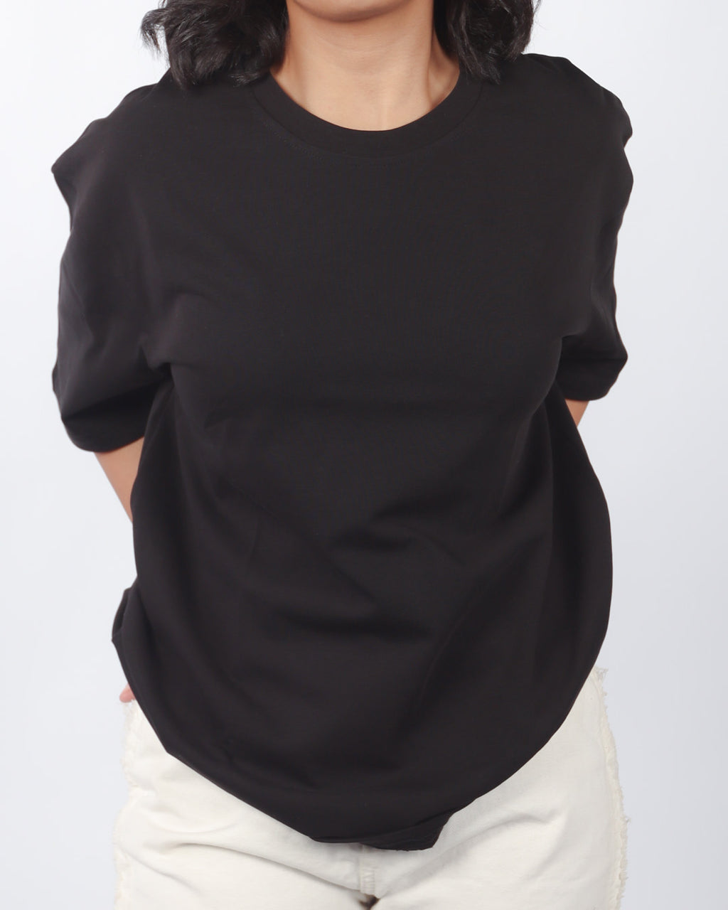 تيشيرت حريمي أوفرسايز - أسود